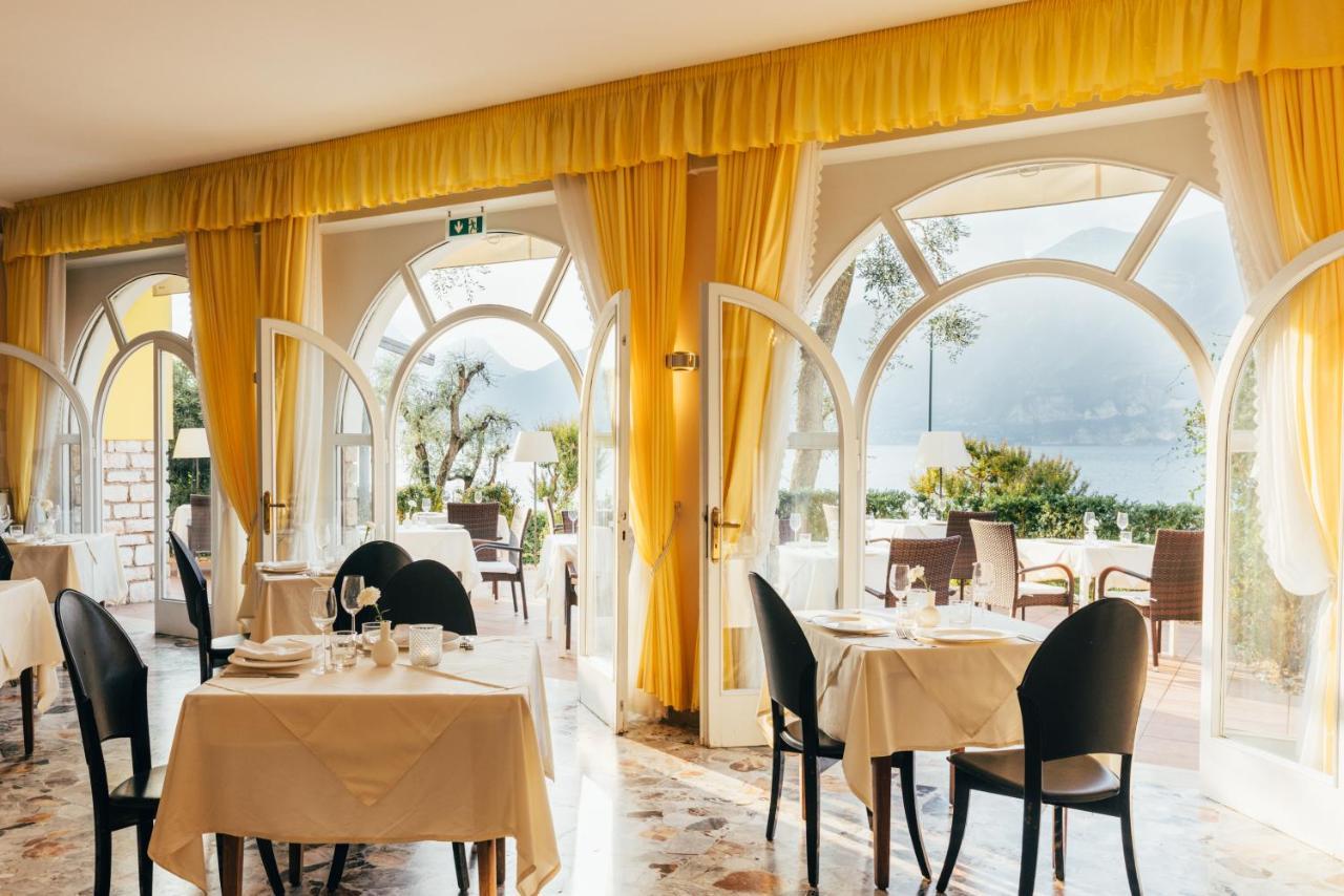 Hotel Orione - Lake Front Hotel Brenzone sul Garda Exterior photo