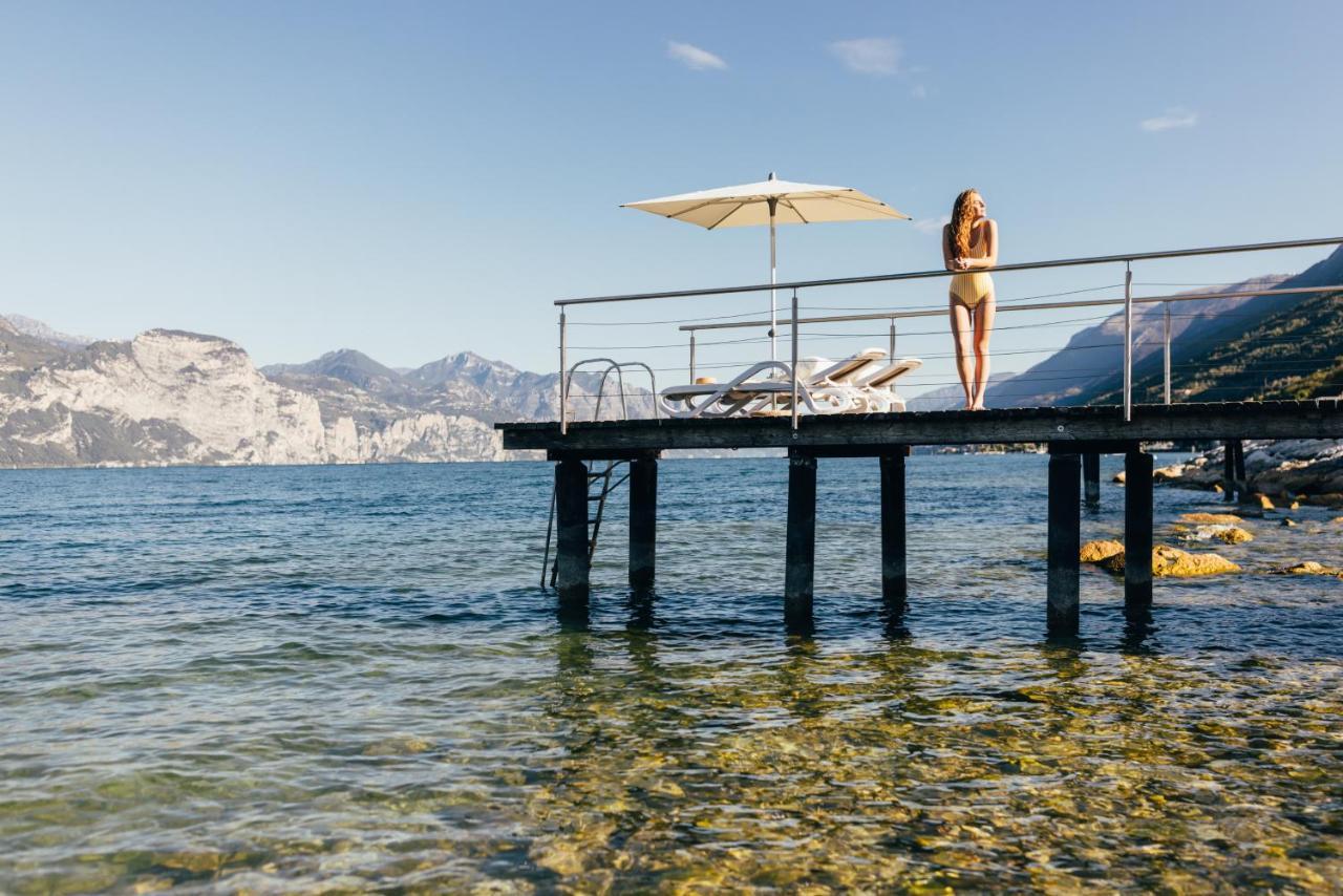 Hotel Orione - Lake Front Hotel Brenzone sul Garda Exterior photo