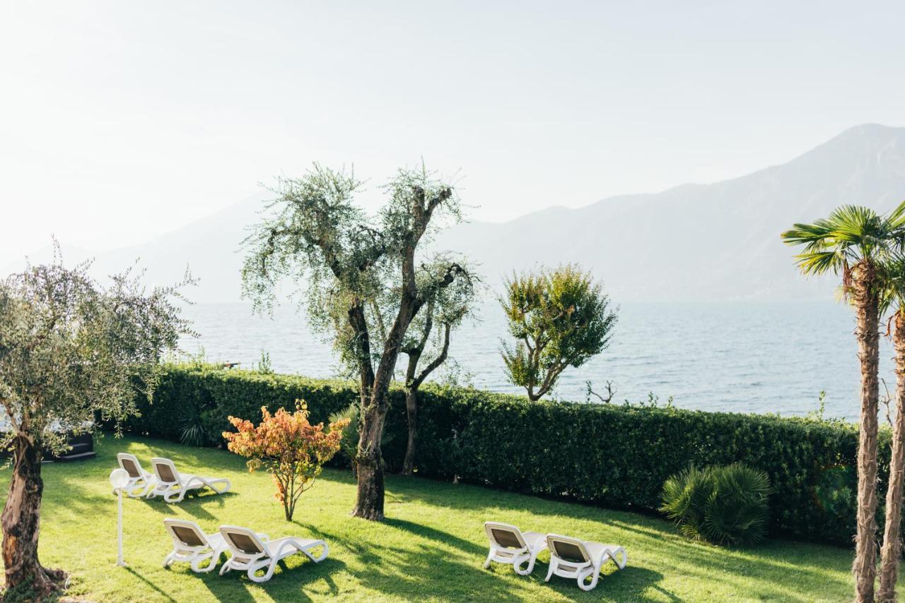 Hotel Orione - Lake Front Hotel Brenzone sul Garda Exterior photo