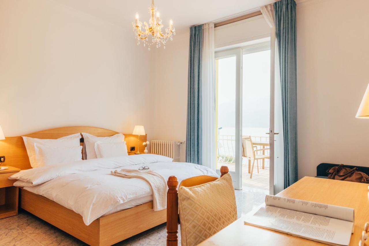 Hotel Orione - Lake Front Hotel Brenzone sul Garda Room photo